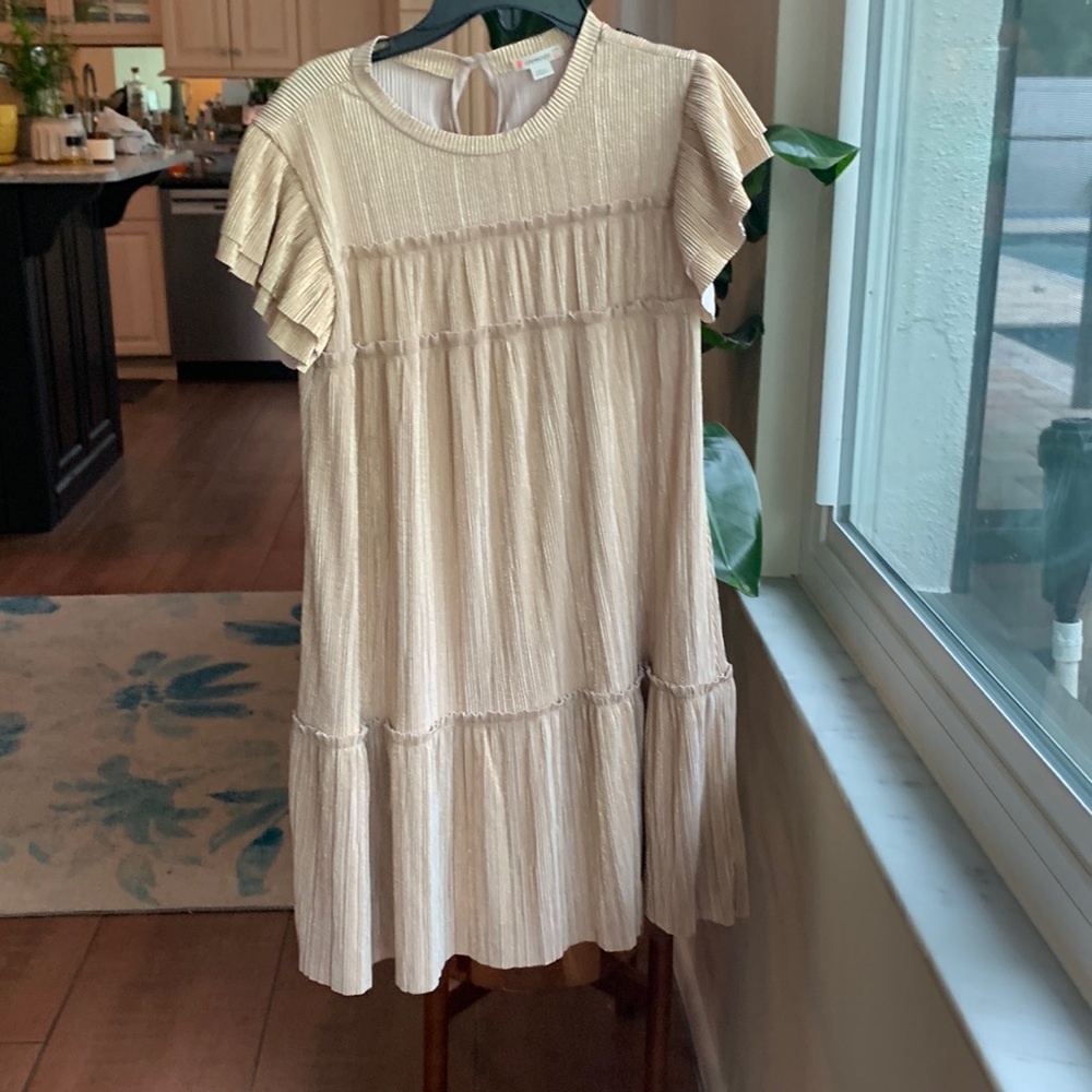 Sparkly gold dress